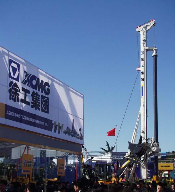國內(nèi)起重機之王:超過三一中聯(lián)重科,它連續(xù)15年拿下國內(nèi)第一