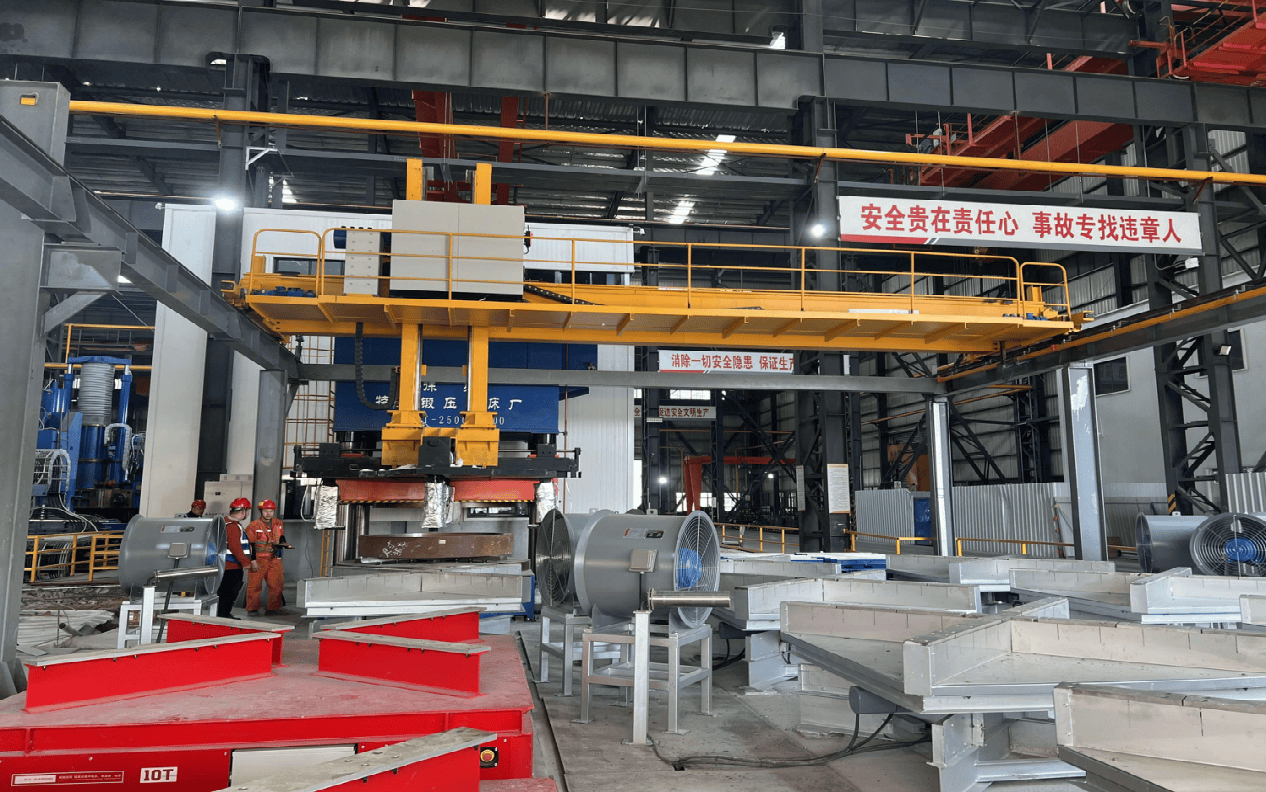 智能起重機(jī) 鉚焊加工中的安全高效作業(yè)與生產(chǎn)管理的現(xiàn)代化利器